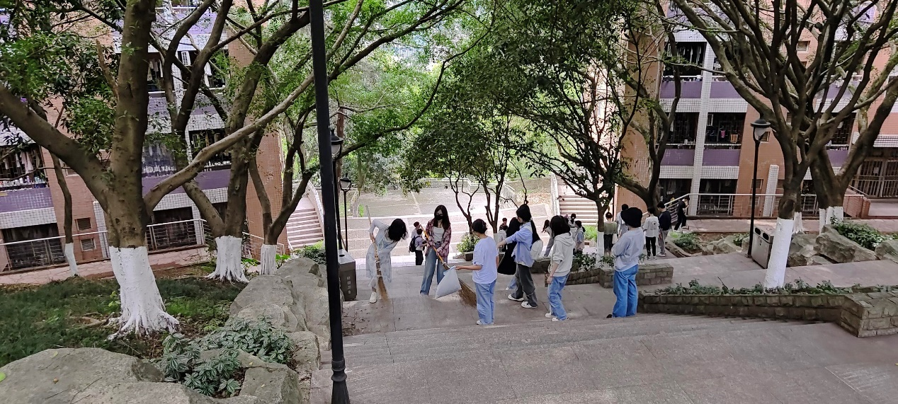 jinnianhui今年会开展“践行劳动育人实践，增强金融强国本领”主题劳动实践活动